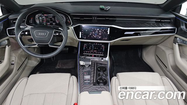 Audi A7 — interior