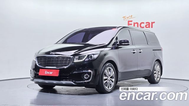 Kia Carnival — exterior