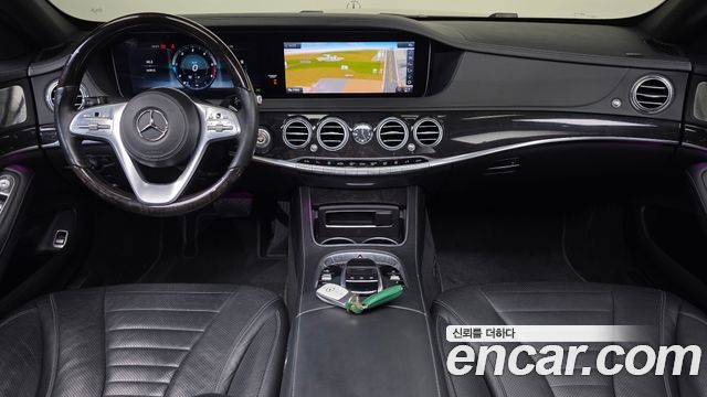 Mercedes-Benz S-Class — interior