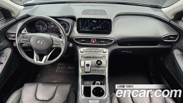 Hyundai Santa Fe — interior