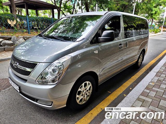 Hyundai Starex — exterior