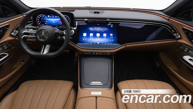 Mercedes-Benz E-Class — interior