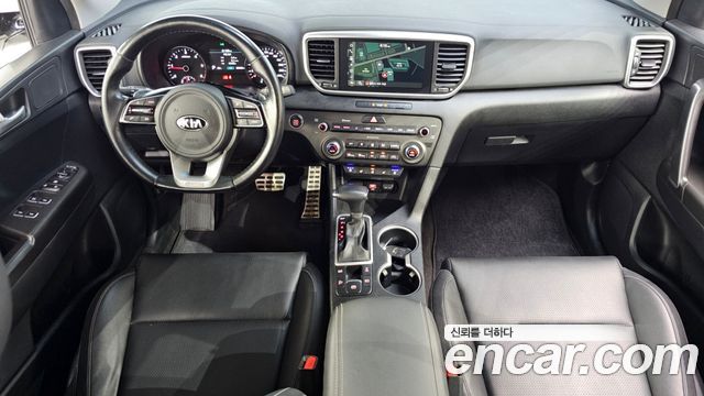 Kia Sportage — interior