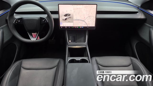 Tesla Model Y — interior