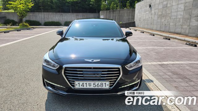 Genesis EQ900