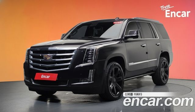 Cadillac Escalade — exterior