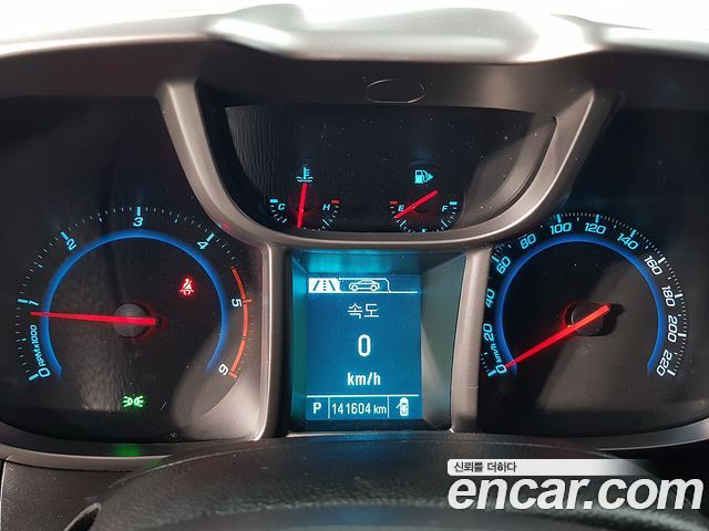 Chevrolet Korea Orlando — interior