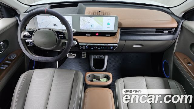Hyundai IONIQ 5 — interior