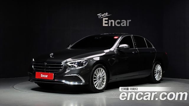 Mercedes-Benz E-Class — exterior
