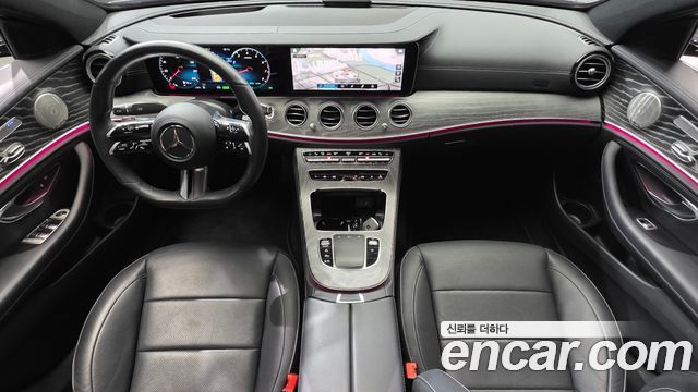 Mercedes-Benz E-Class — interior