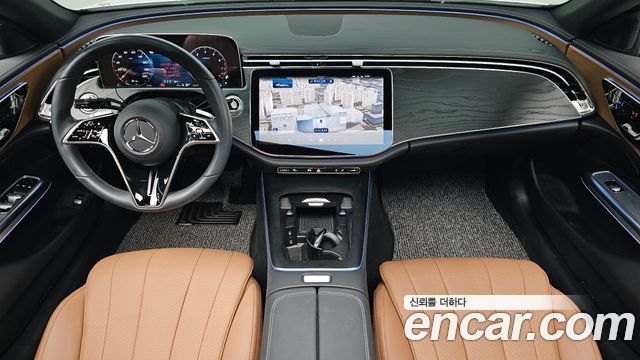 Mercedes-Benz E-Class — interior