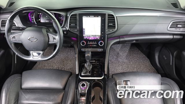 Renault Korea SM6 — interior