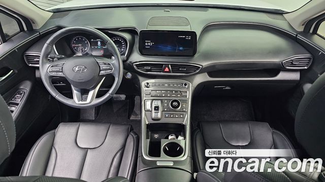 Hyundai Santa Fe — interior