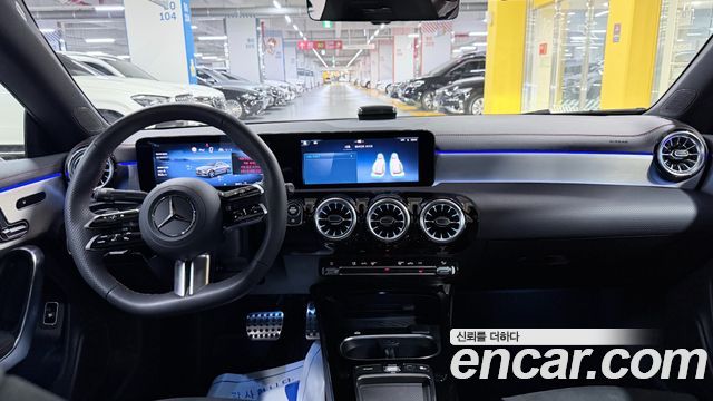 Mercedes-Benz CLA-Class — interior