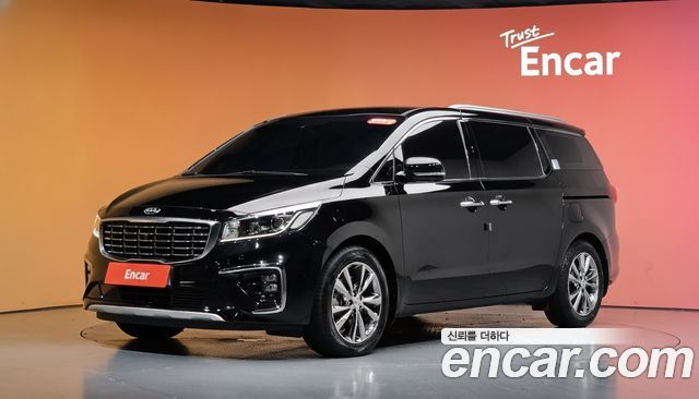 Kia Carnival — exterior