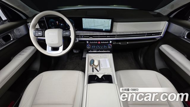 Hyundai Santa Fe — interior