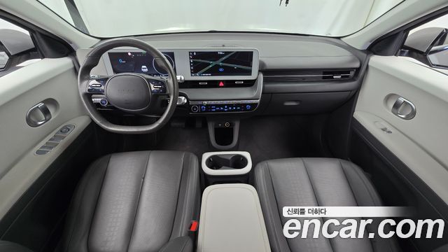 Hyundai IONIQ 5 — interior