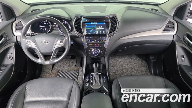 Hyundai Maxcruz — interior