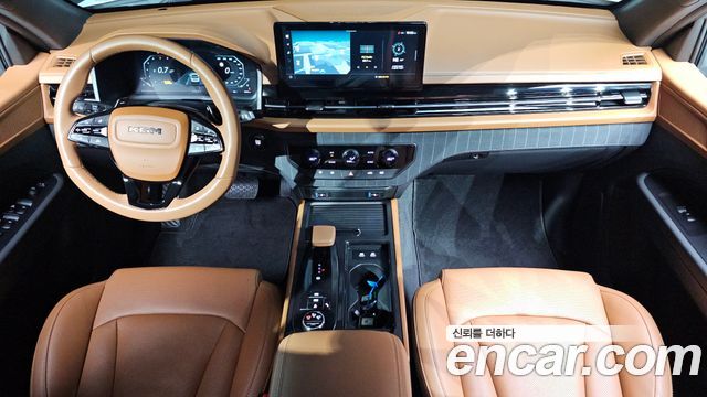 KG Mobility Musso — interior