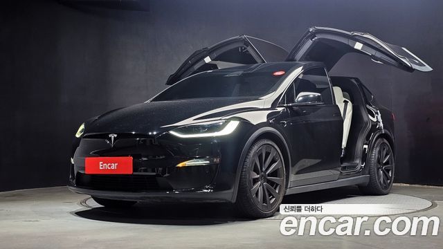 Tesla Model X — exterior