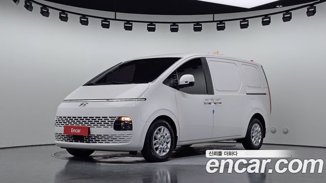 Hyundai Staria — exterior
