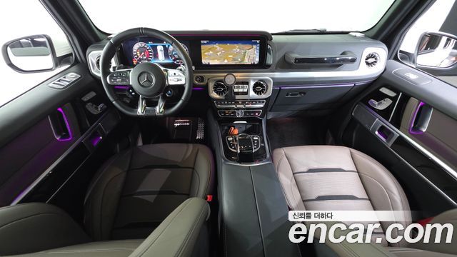 Mercedes-Benz G-Class — interior