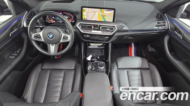 BMW X4 — interior