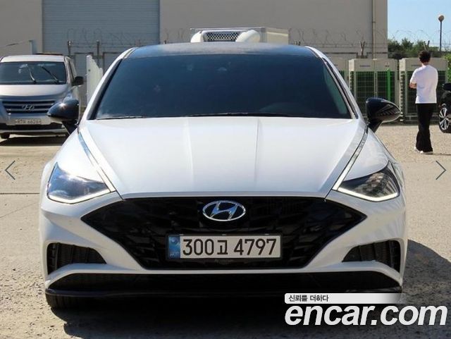 Hyundai Sonata — exterior