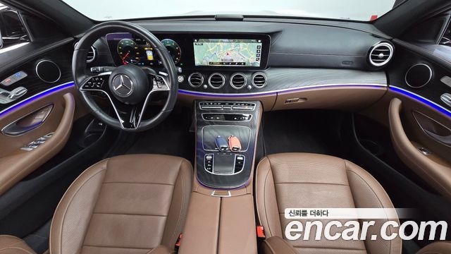 Mercedes-Benz E-Class — interior