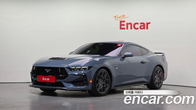Ford Mustang — exterior
