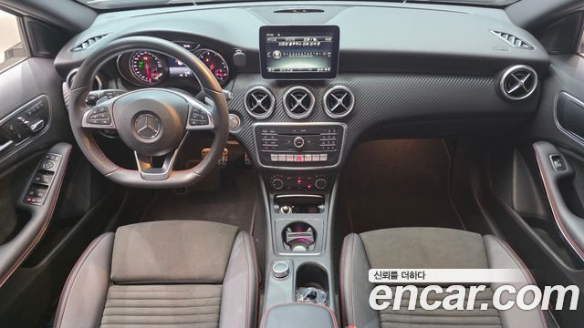 Mercedes-Benz A-Class — interior