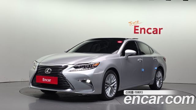 Lexus ES — exterior