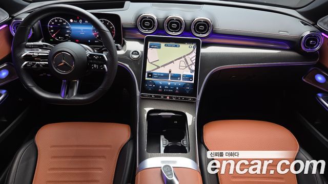 Mercedes-Benz C-Class — interior
