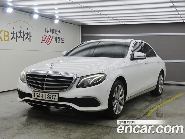 Mercedes-Benz E-Class — exterior