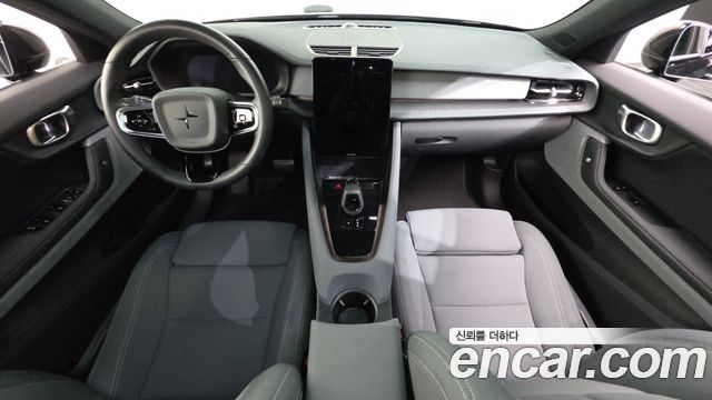 Polestar 2 — interior