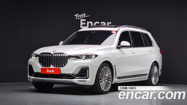 BMW X7 — exterior