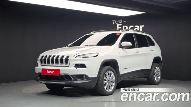 Jeep Cherokee — exterior
