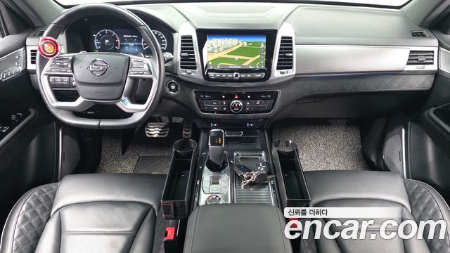KG Mobility Rexton — interior