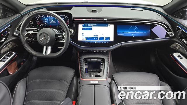 Mercedes-Benz E-Class — interior