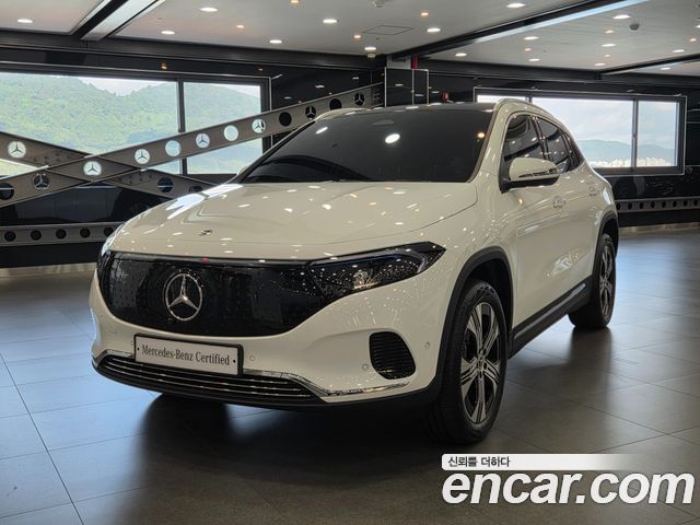 Mercedes-Benz EQA — exterior