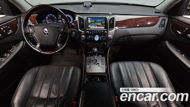 Hyundai Equus — interior