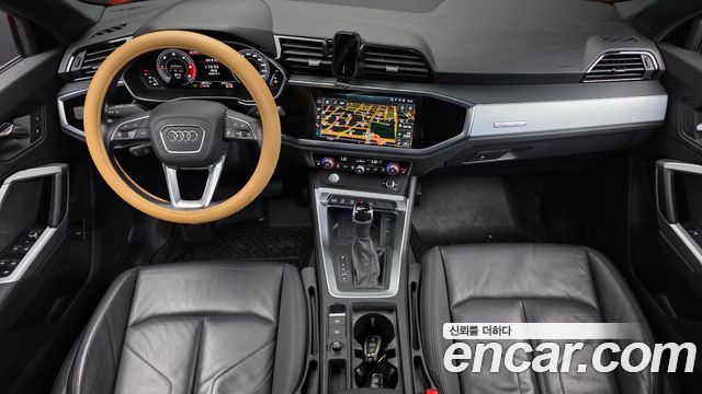Audi Q3 — interior