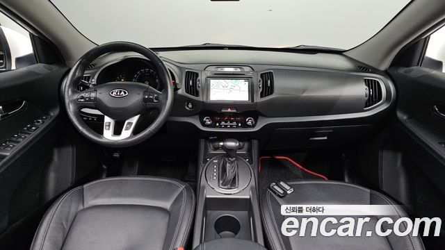 Kia Sportage — interior