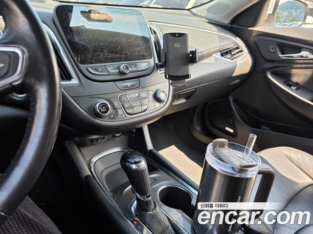 Chevrolet Korea Malibu — interior