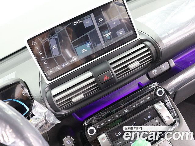 Hyundai Casper — interior