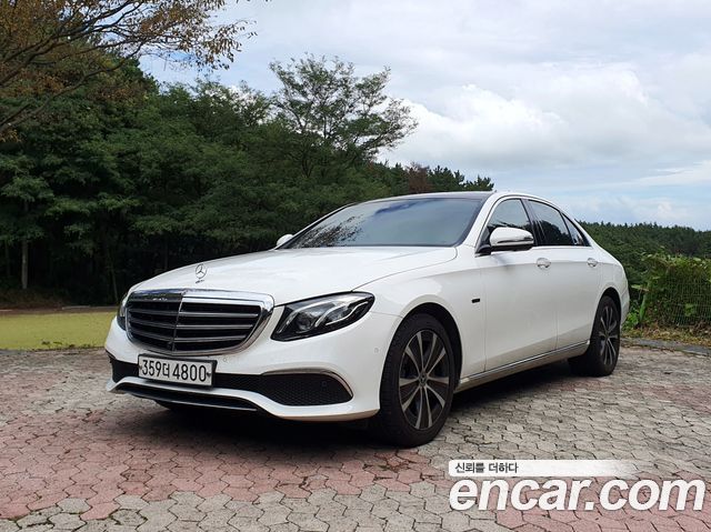 Mercedes-Benz E-Class — exterior