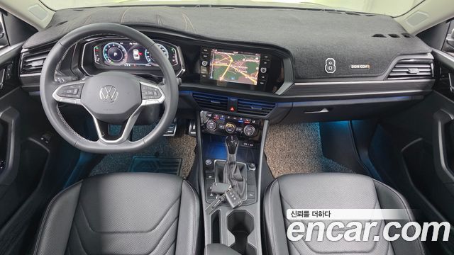 Volkswagen Jetta — interior