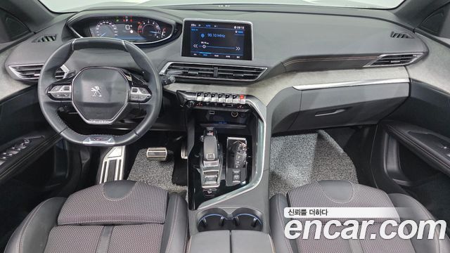 Peugeot 3008 — interior