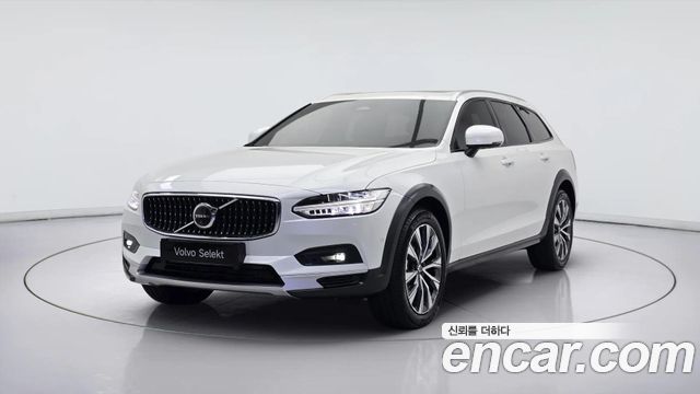Volvo V90 — exterior