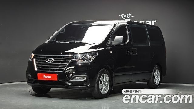 Hyundai Starex — exterior